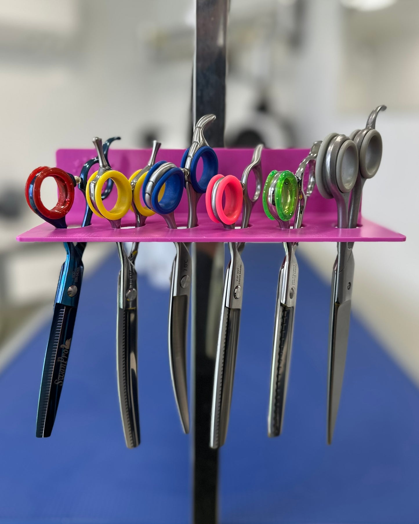 H-Frame Mounted Scissor Holder – Keep Your Grooming Tools Handy!